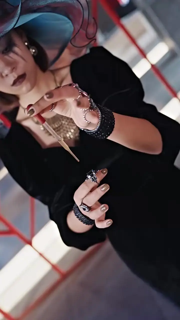 Vampire Seduction - Episode 43
