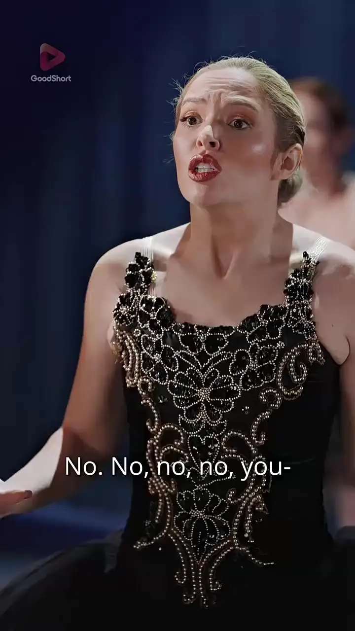 Swan Queen Dancing Back into His Arms - Episode 31