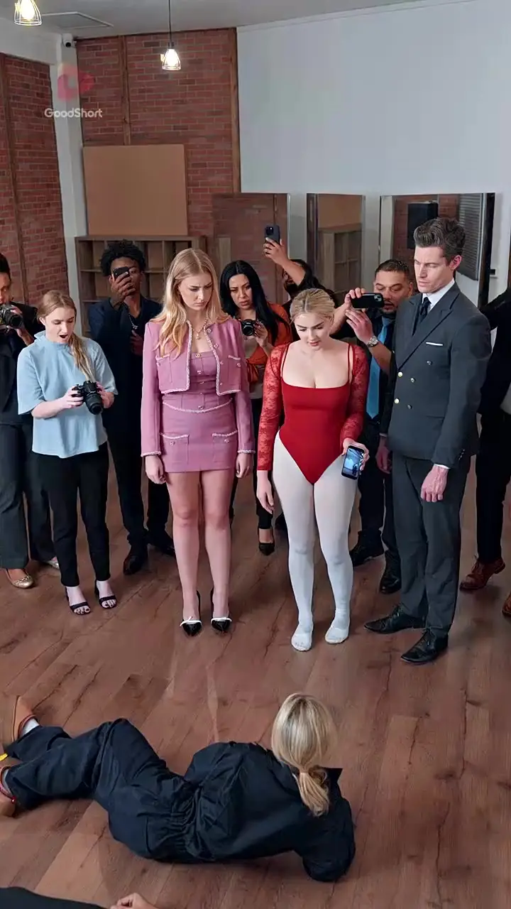 Episode 55 - Swan Queen Dancing Back into His Arms