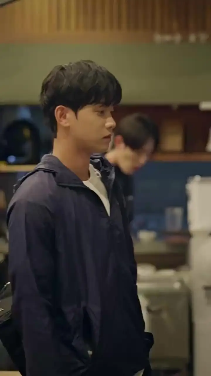 Blue Complex - Episode 25