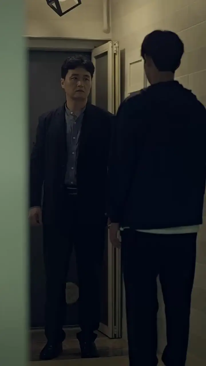 Blue Complex - Episode 28