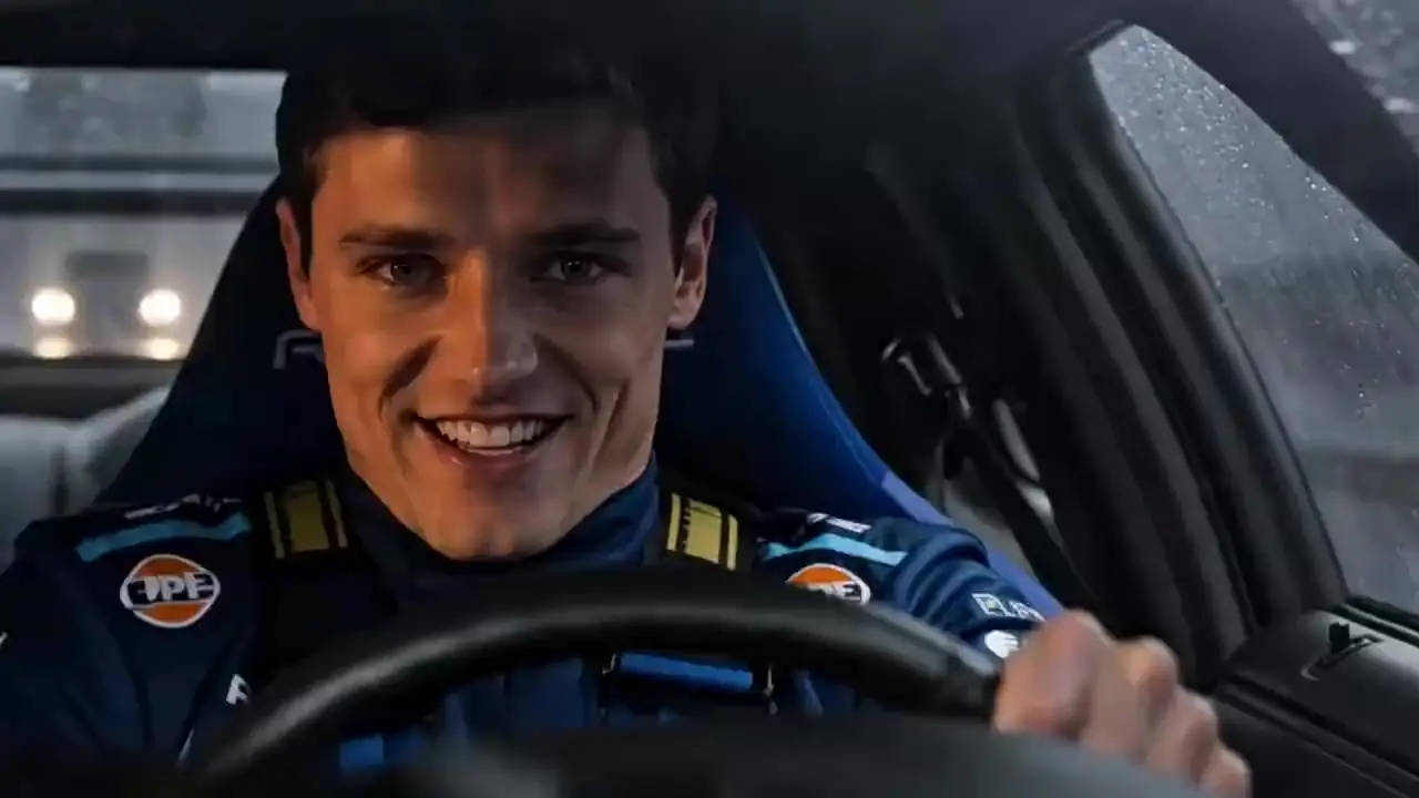 Racing Cars and Chasing Love - Episode 50