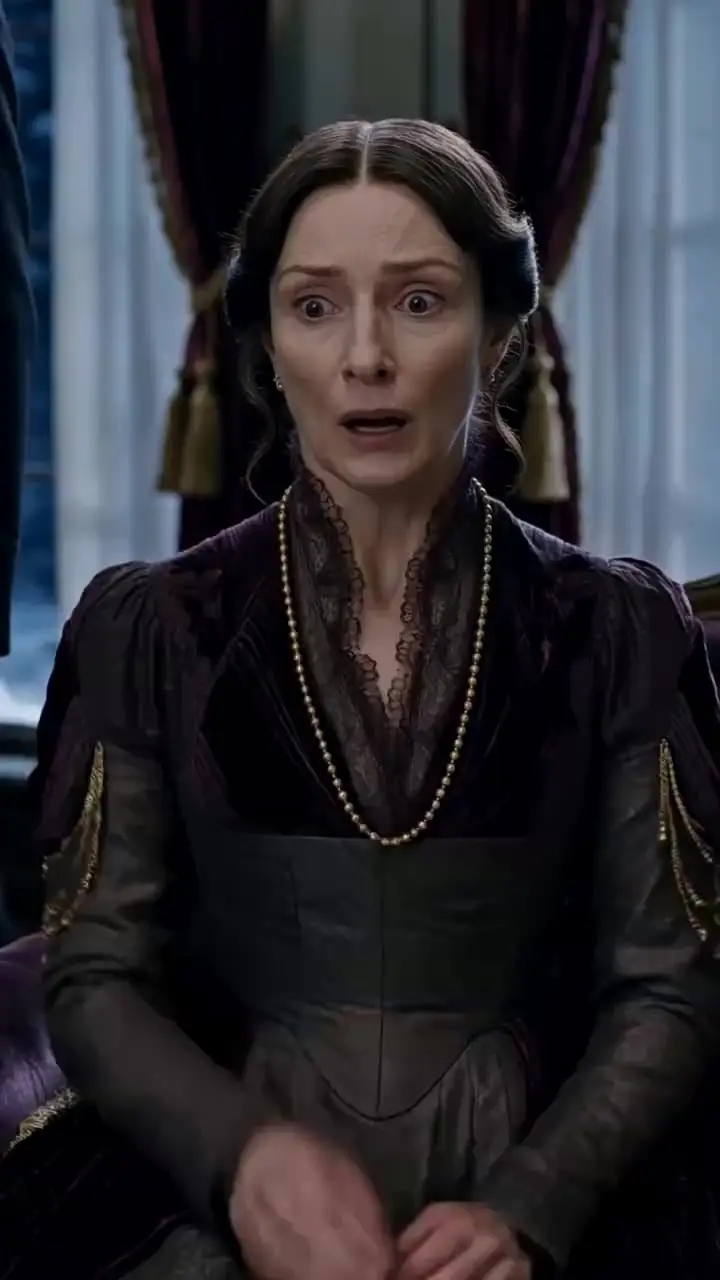 Episode 11 - Blood and Bones of the Disowned Duchess
