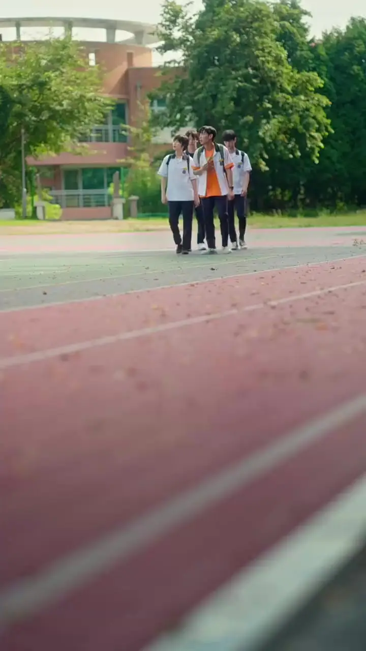 Gang Girl Goes to Boy's High School - Episode 35