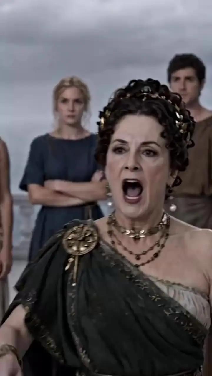 Beggar Sea God Turns the Tide for His Bride - Episode 34