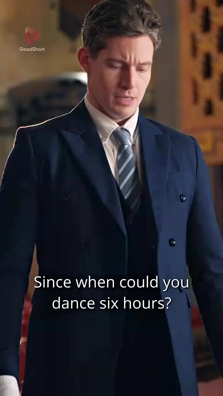 Swan Queen Dancing Back into His Arms - Episode 16