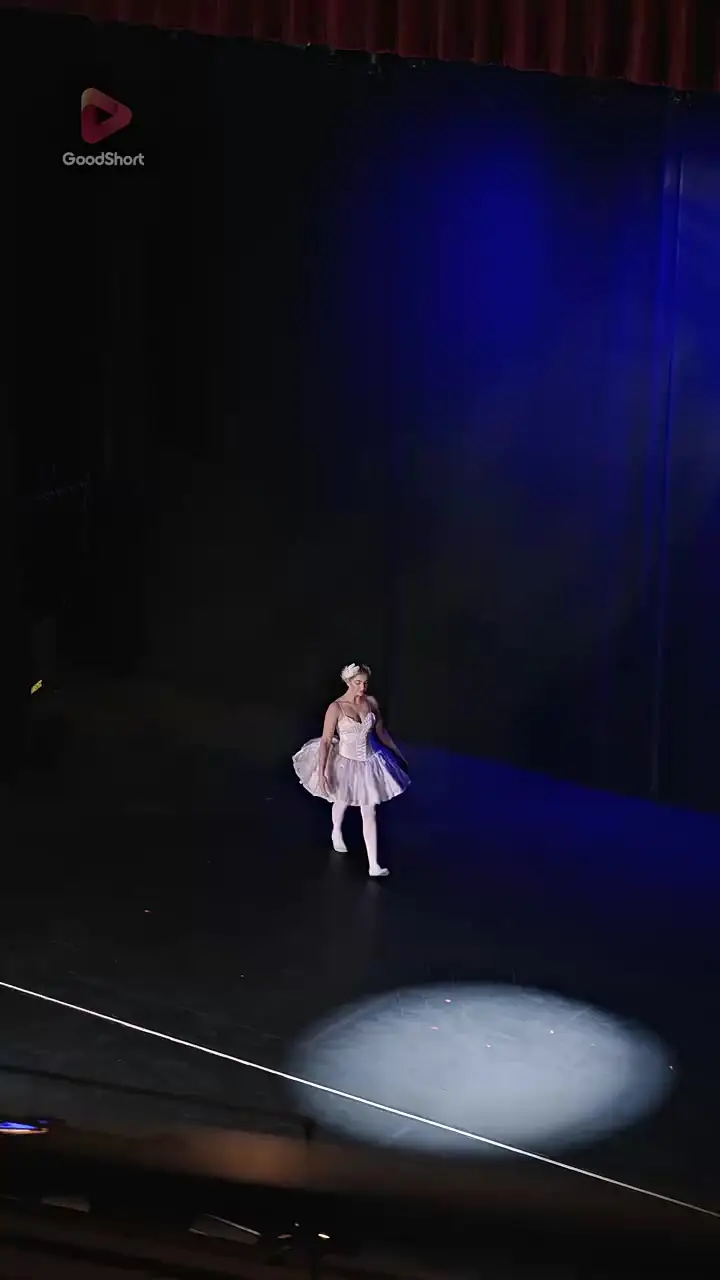 Episode 36 - Swan Queen Dancing Back into His Arms