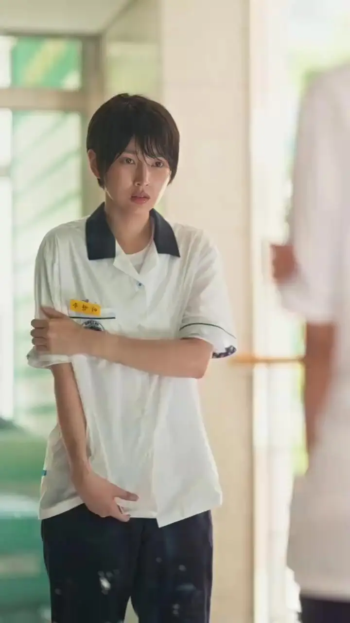 Gang Girl Goes to Boy's High School - Episode 8